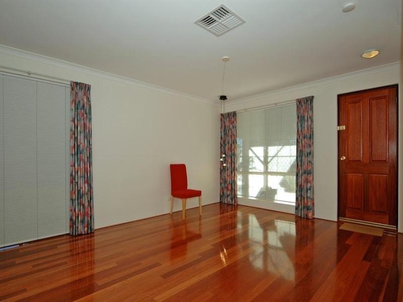 81 Bottlebrush Drive, Kiara WA 6054