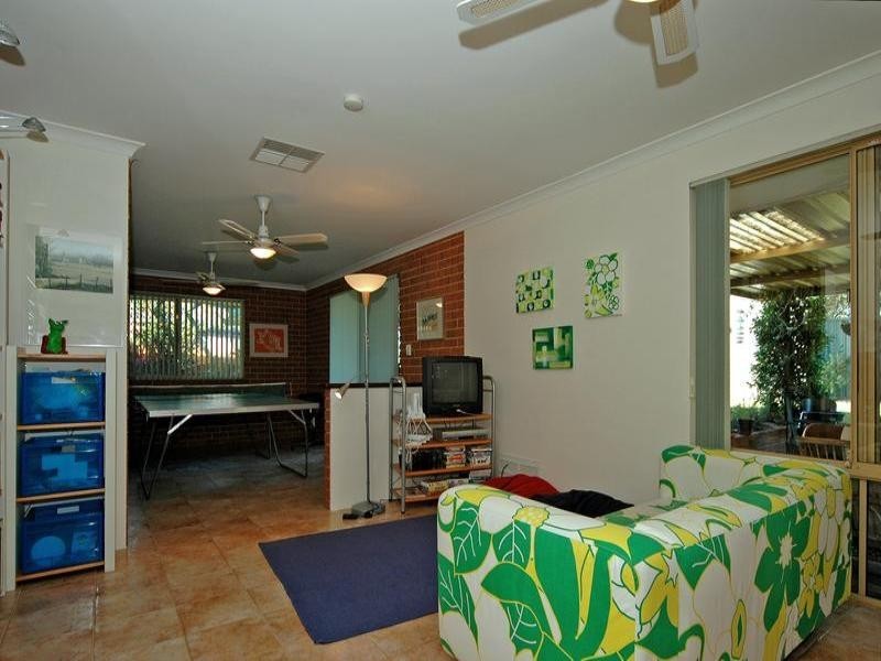 81 Bottlebrush Drive, Kiara WA 6054