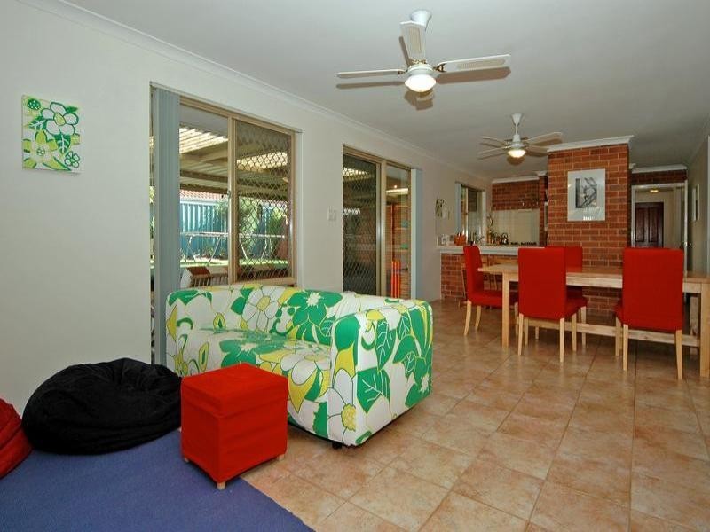 81 Bottlebrush Drive, Kiara WA 6054