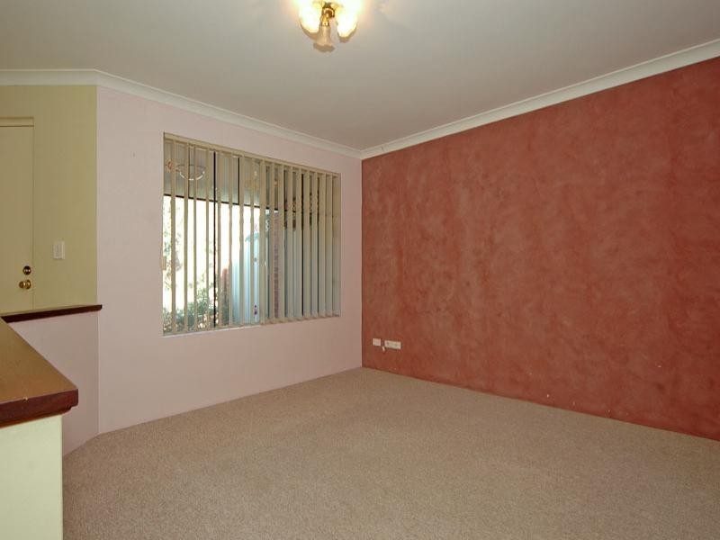 294 Bennett Springs Drive, Beechboro WA 6063