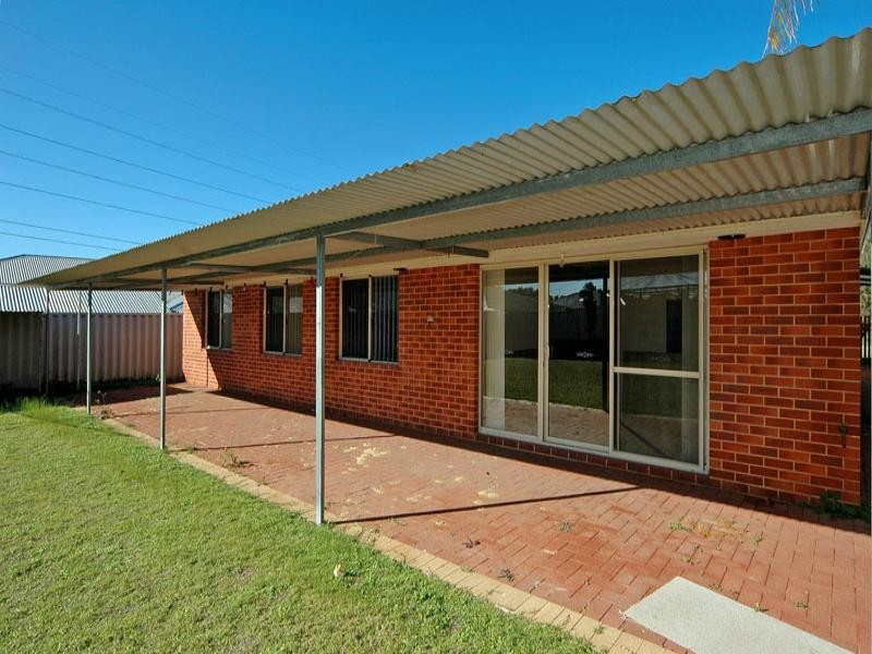 294 Bennett Springs Drive, Beechboro WA 6063