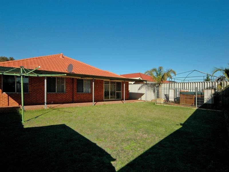 294 Bennett Springs Drive, Beechboro WA 6063