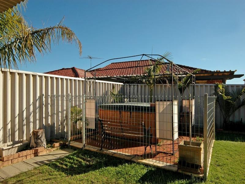 294 Bennett Springs Drive, Beechboro WA 6063