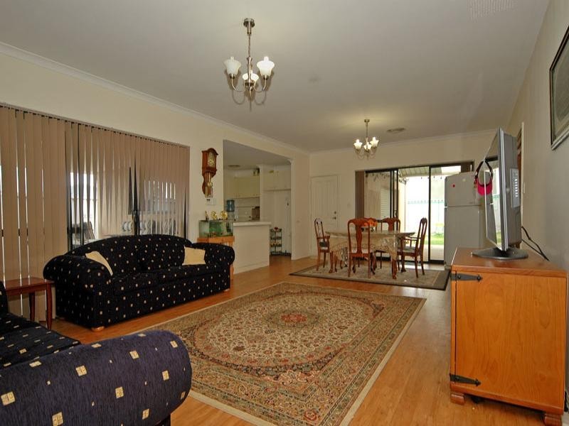 1 Wintergreene Drive, Beechboro WA 6063