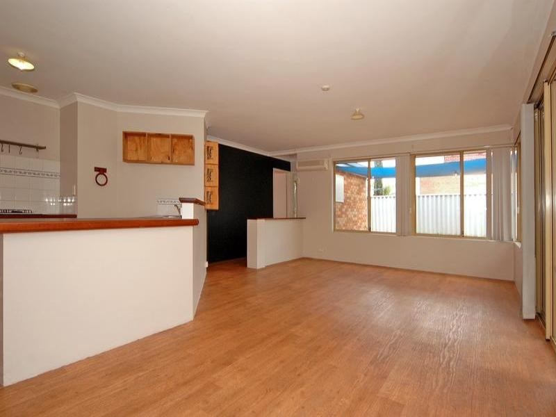 212 Patricia Street, Caversham WA 6055