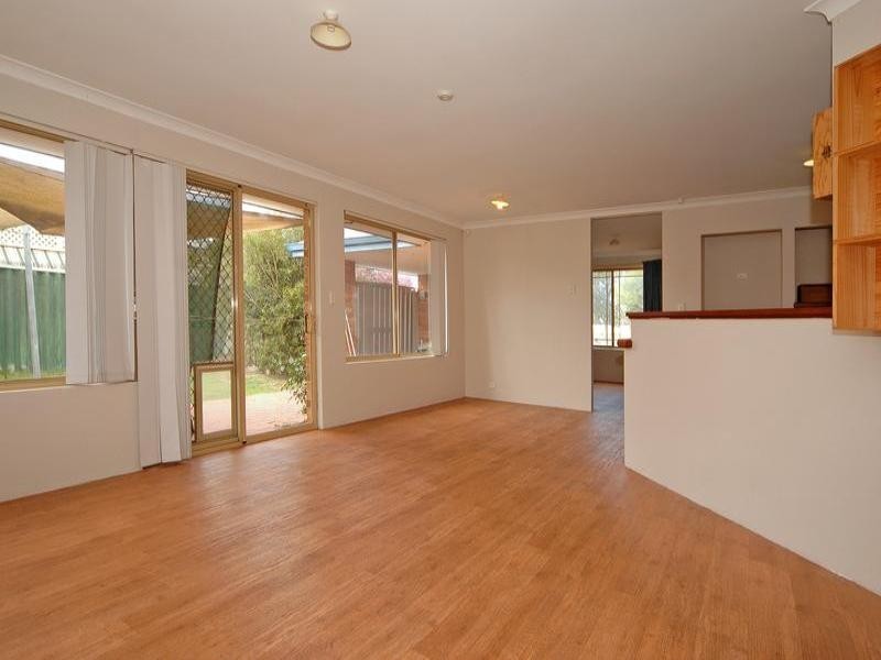 212 Patricia Street, Caversham WA 6055