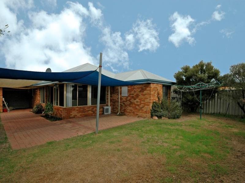 212 Patricia Street, Caversham WA 6055