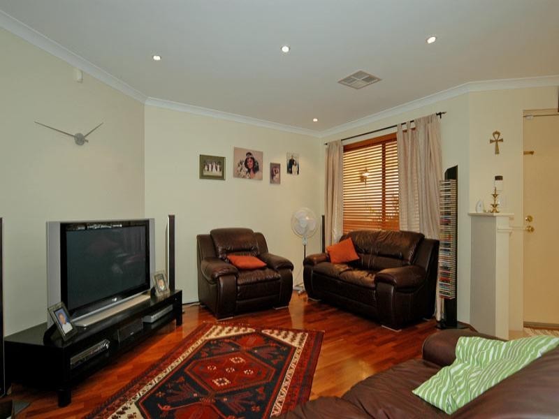 323 Bennett Springs Drive, Beechboro WA 6063
