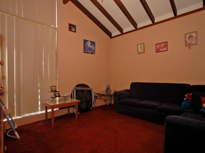 62 Rhine Crescent, Beechboro WA 6063