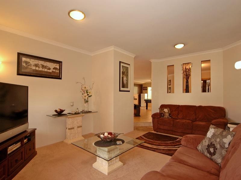 8 Driftwood Way, Beechboro WA 6063