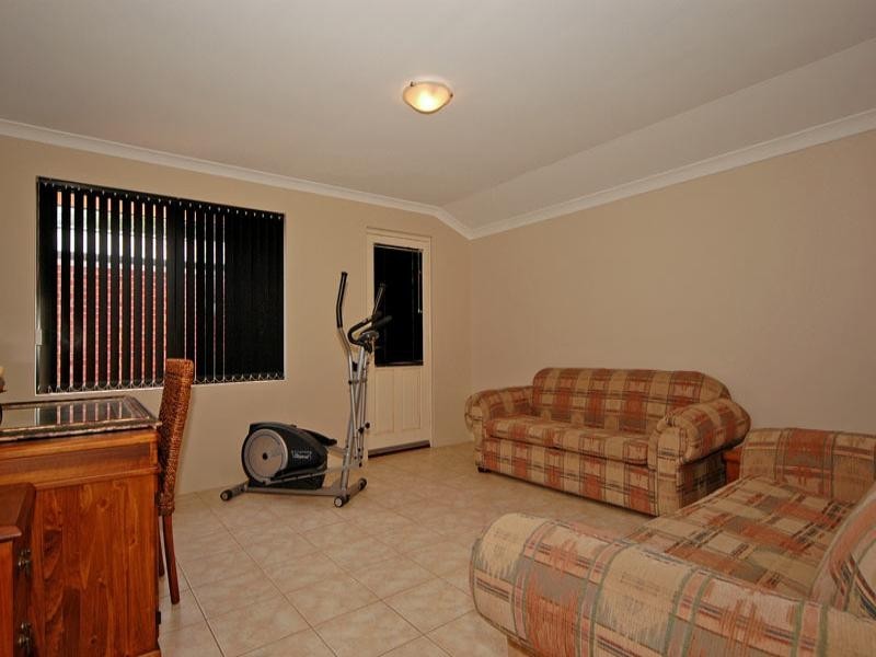 8 Driftwood Way, Beechboro WA 6063