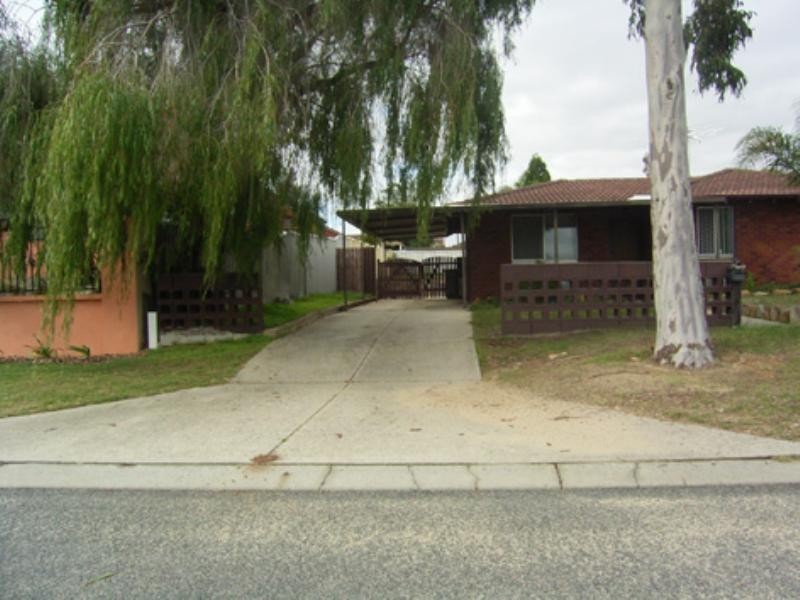 14 Manolas Way, Girrawheen WA 6064