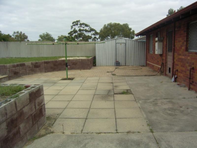14 Manolas Way, Girrawheen WA 6064