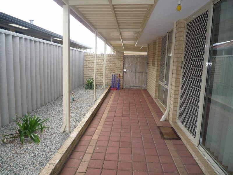 15 Mitra Loop, Beechboro WA 6063