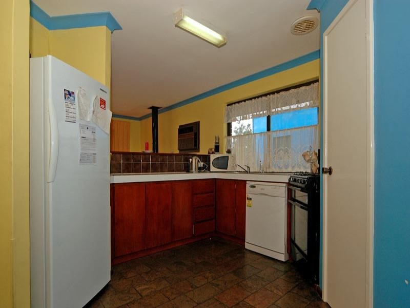 2 Meechin Way, Beechboro WA 6063