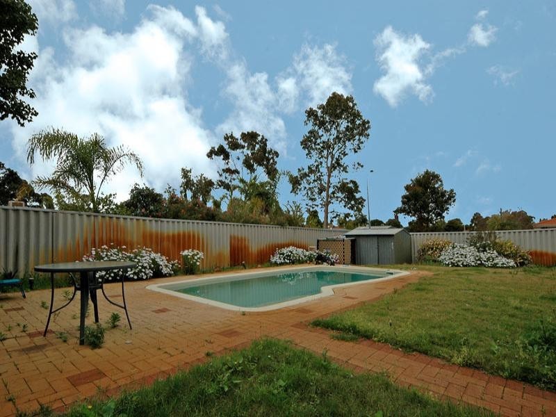 2 Meechin Way, Beechboro WA 6063