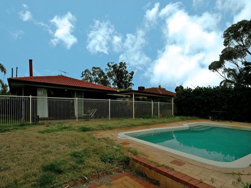 2 Meechin Way, Beechboro WA 6063