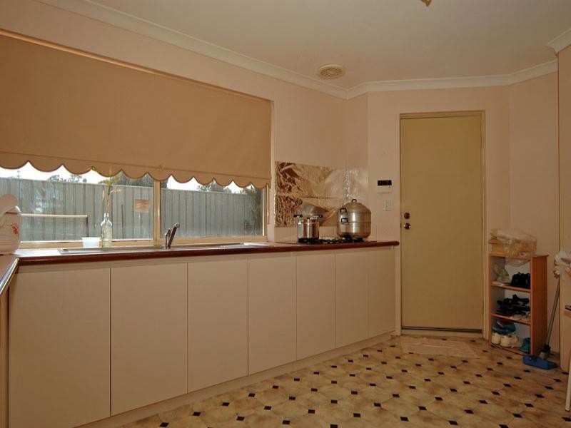 18 Penlea Glade, Kiara WA 6054