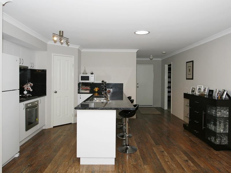 4a Schofield Street, Eden Hill WA 6054