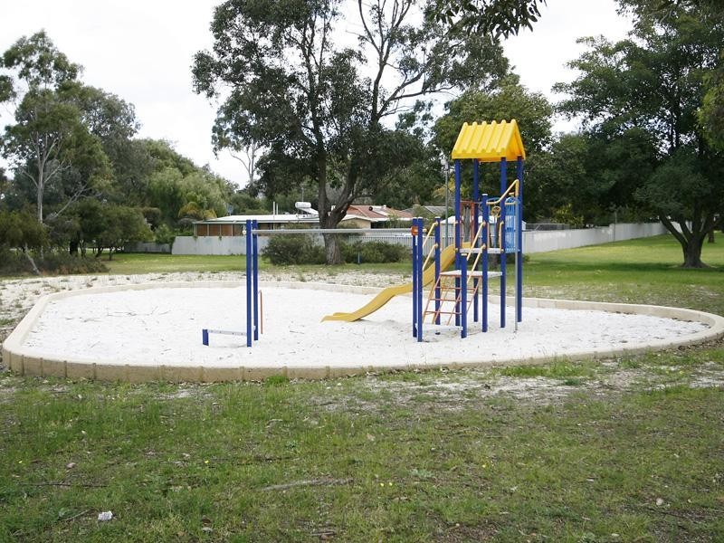 4a Schofield Street, Eden Hill WA 6054