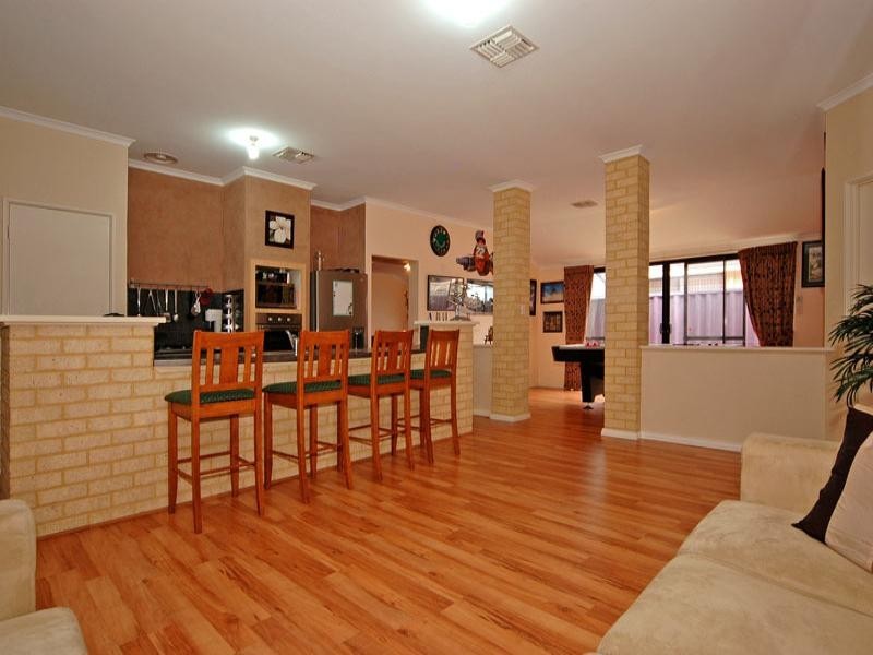 2 Grace Pass, Beechboro WA 6063