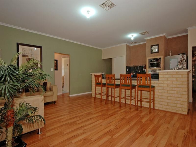 2 Grace Pass, Beechboro WA 6063