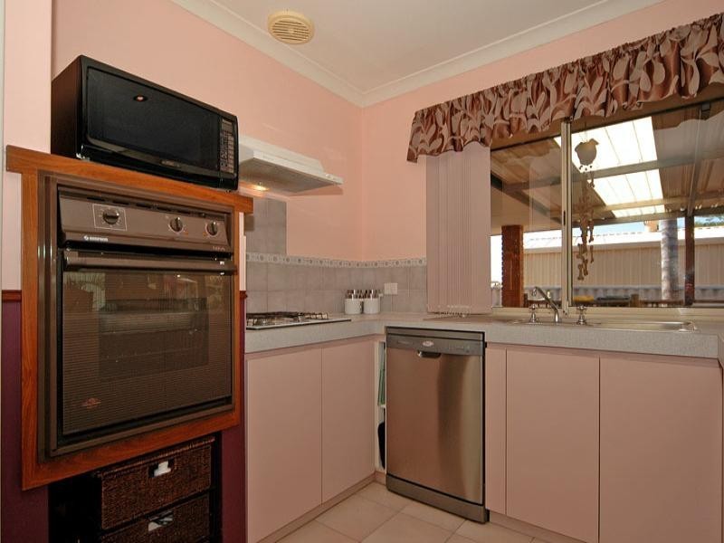 7 Nene Close, Beechboro WA 6063