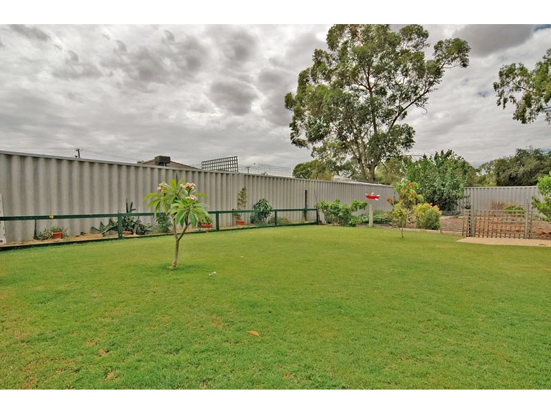 5 Kickett Court, Lockridge WA 6054