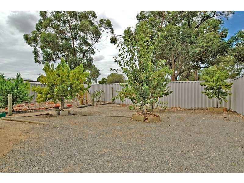 5 Kickett Court, Lockridge WA 6054