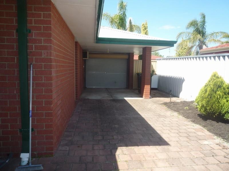 19 Salmon Gum Grove, Beechboro WA 6063