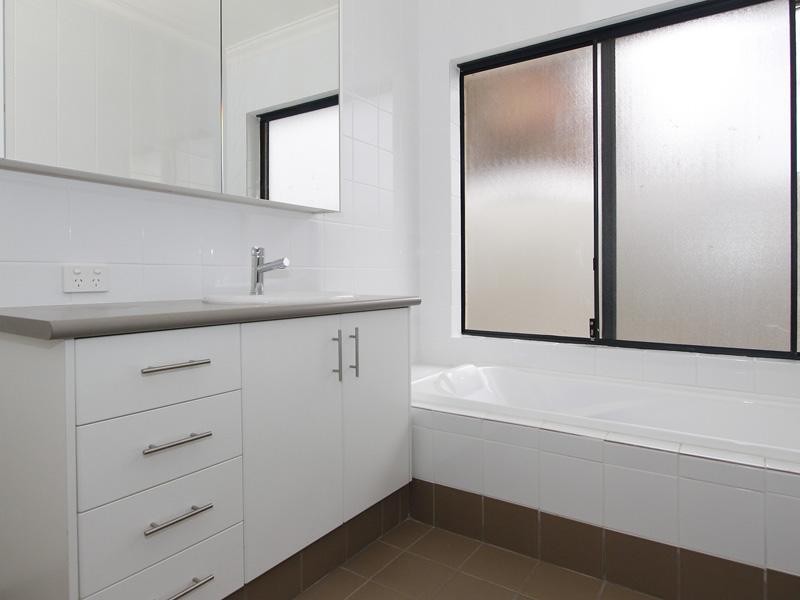 38 Rosmead Avenue, Beechboro WA 6063