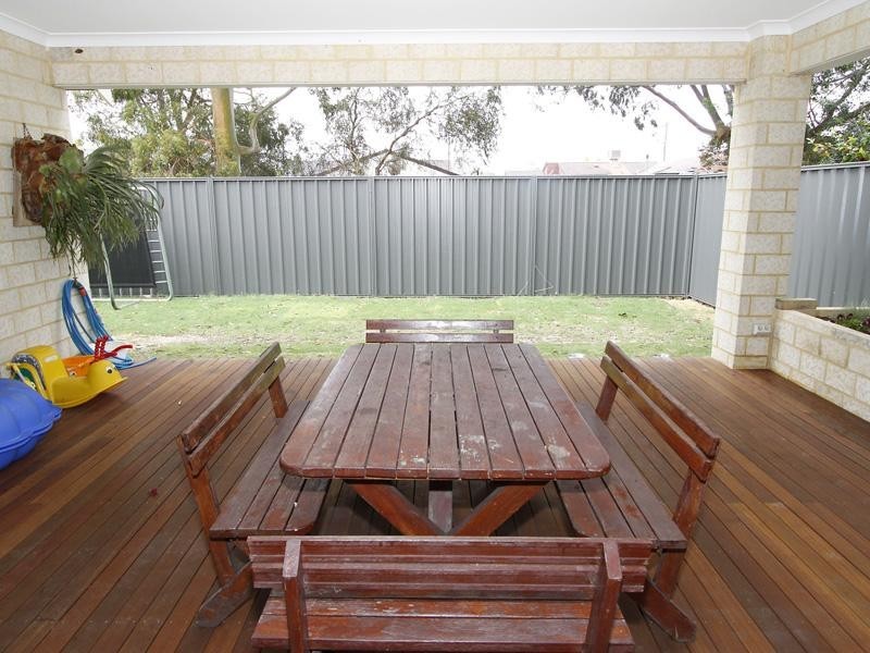 38 Rosmead Avenue, Beechboro WA 6063