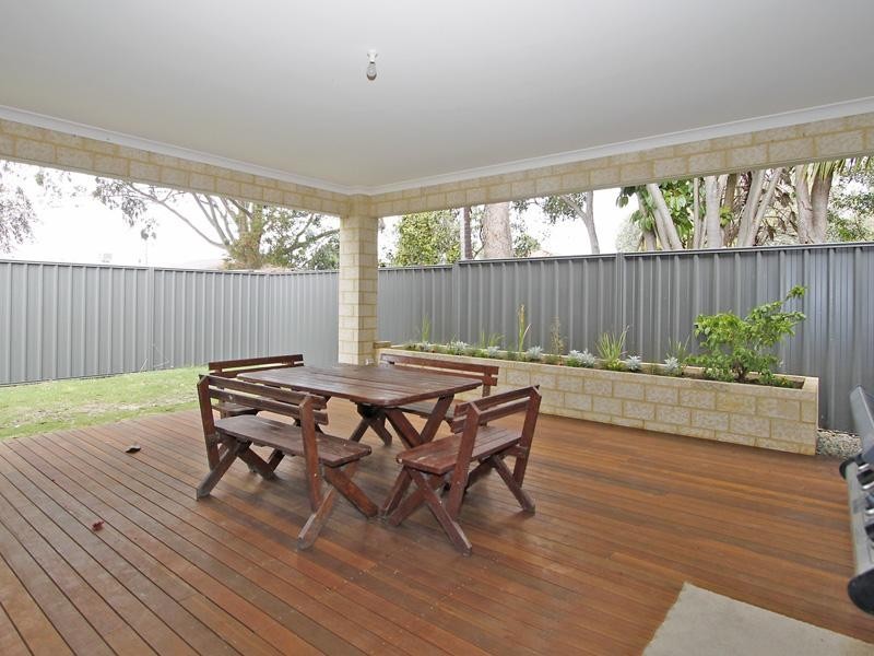 38 Rosmead Avenue, Beechboro WA 6063