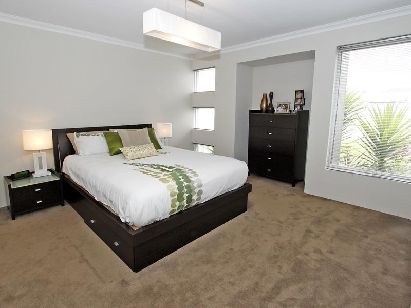 19b Coonawarra Drive, Caversham WA 6055