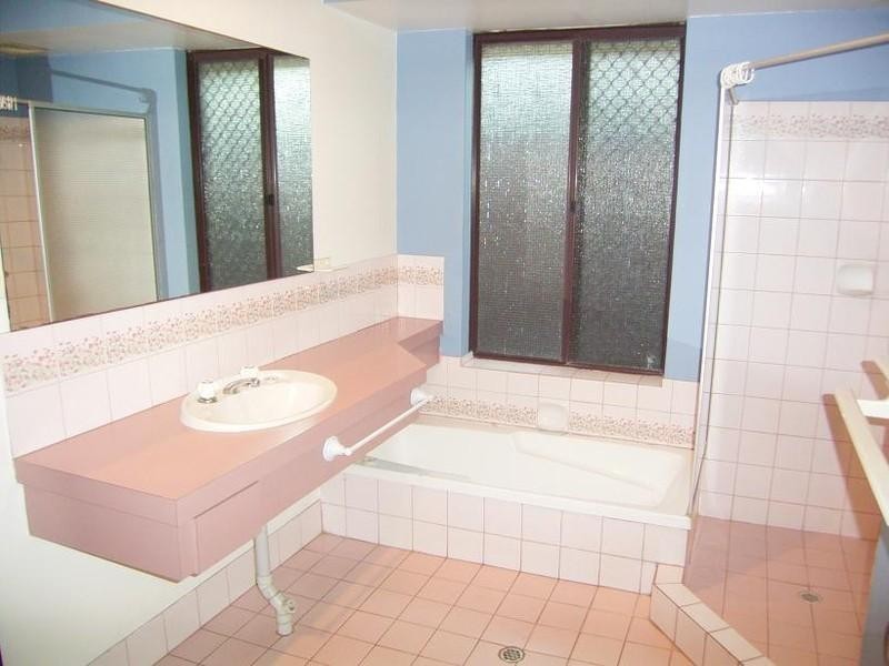 4 Orange Place, Beechboro WA 6063