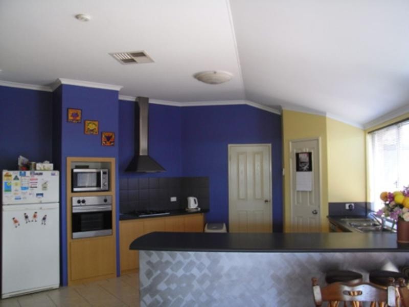 5 Cockatoo Chase, Beechboro WA 6063