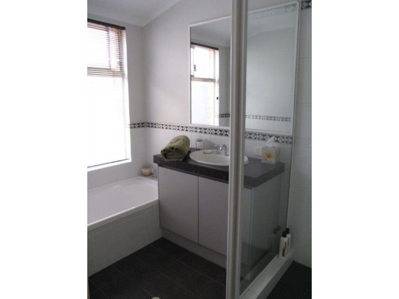 5 Cockatoo Chase, Beechboro WA 6063