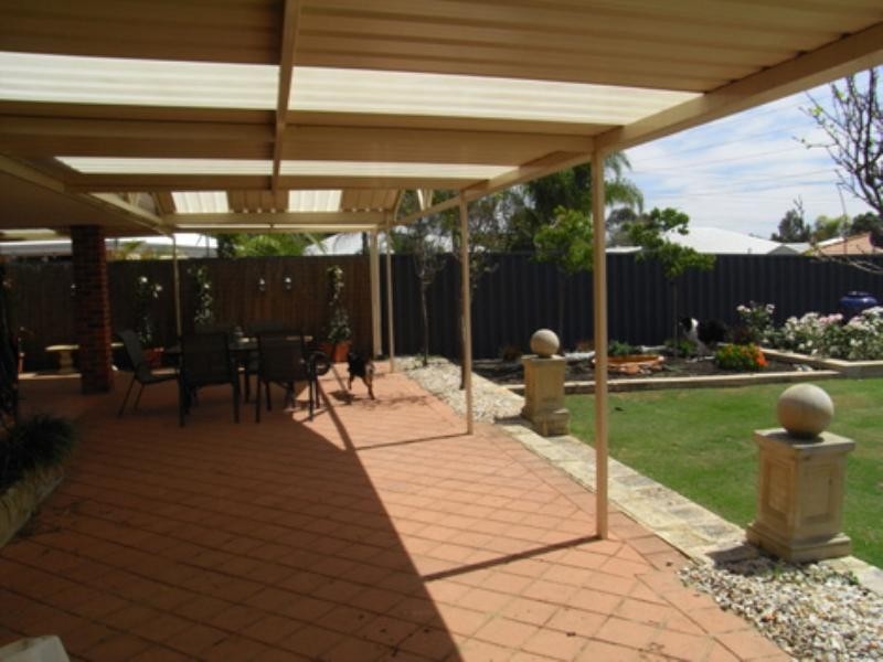 5 Cockatoo Chase, Beechboro WA 6063