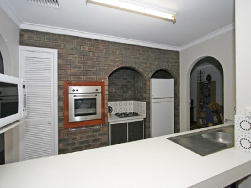 35 Brockmill Avenue, Beechboro WA 6063