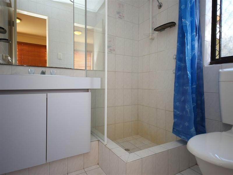 10 Loxleigh Gardens, Kiara WA 6054