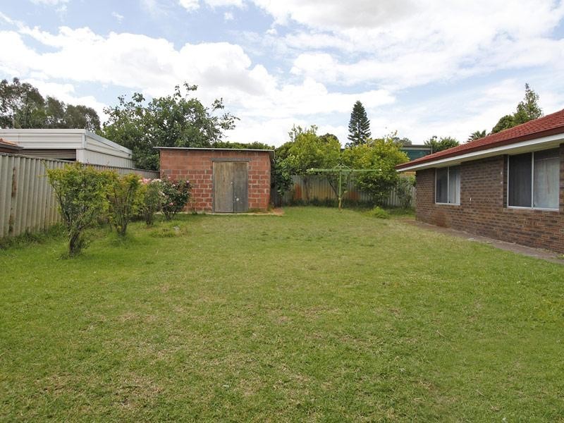9 Maguire Avenue, Beechboro WA 6063
