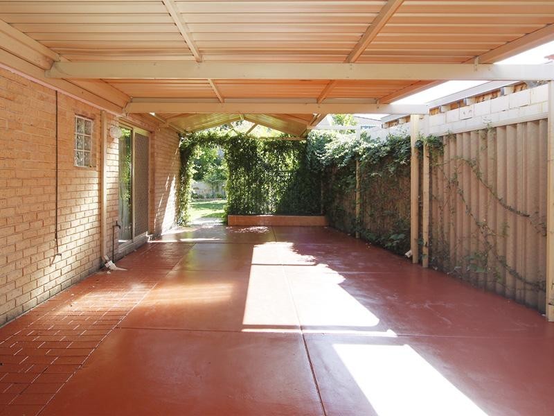 44 Parkview Drive, Ballajura WA 6066