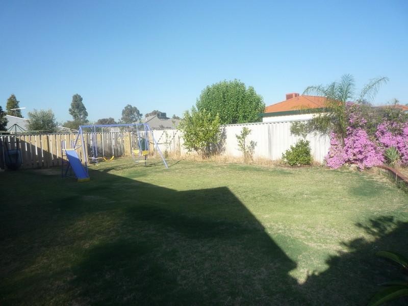 3 Binar Court, South Guildford WA 6055