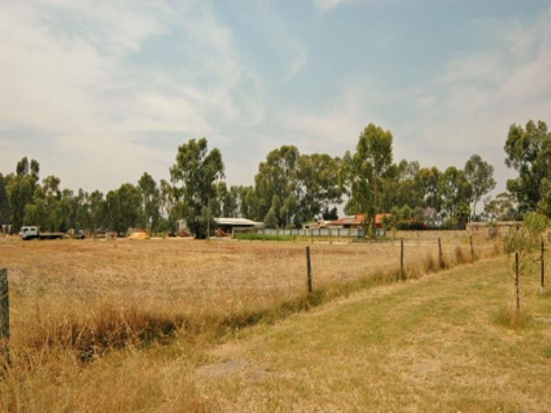 312 Lefroy Avenue, Herne Hill WA 6056