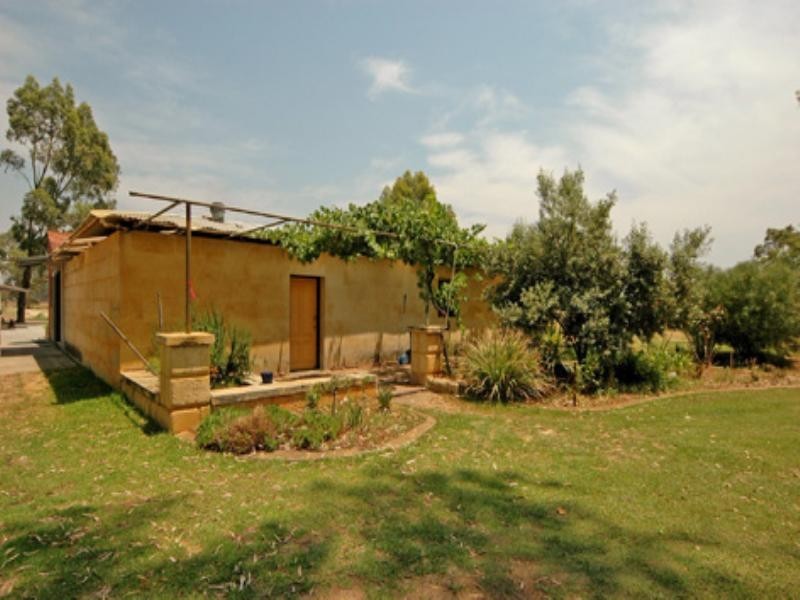 312 Lefroy Avenue, Herne Hill WA 6056