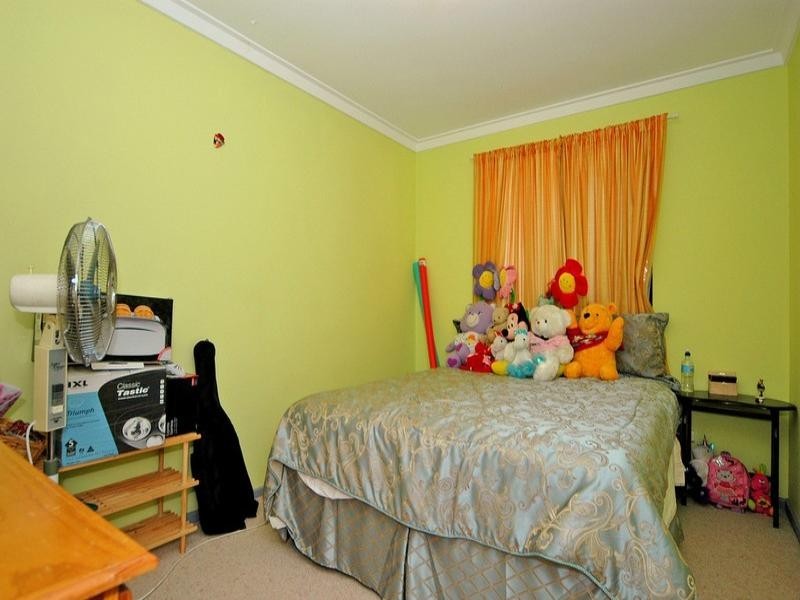 10 Walkington Way, Eden Hill WA 6054