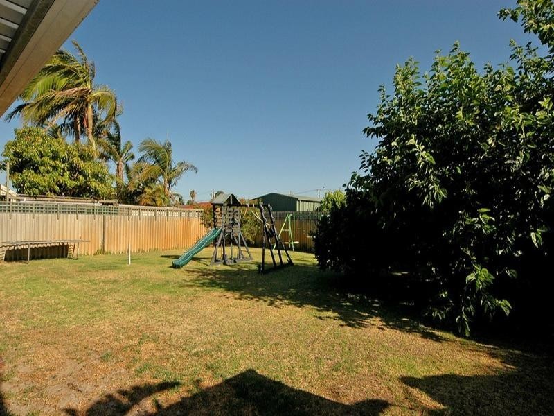 10 Walkington Way, Eden Hill WA 6054