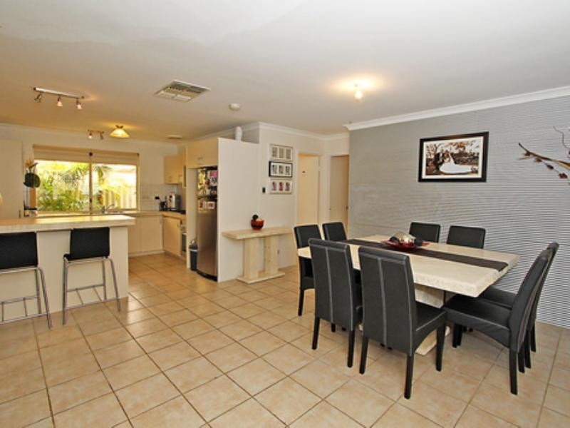 7 Cherwell Avenue, Beechboro WA 6063