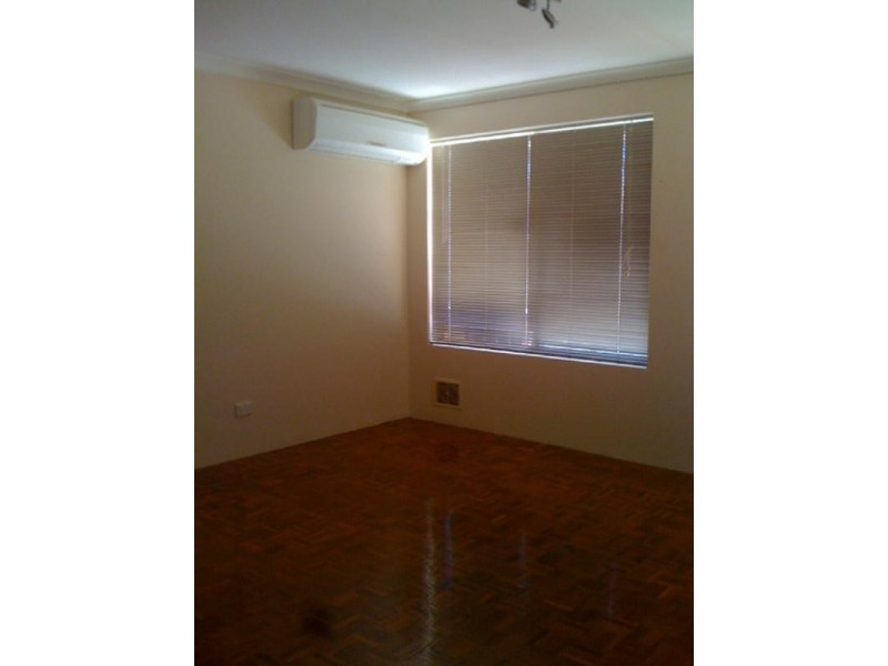 18 Penlea Glade, Kiara WA 6054