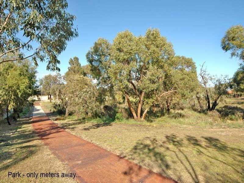 4 Cherwell Avenue, Beechboro WA 6063